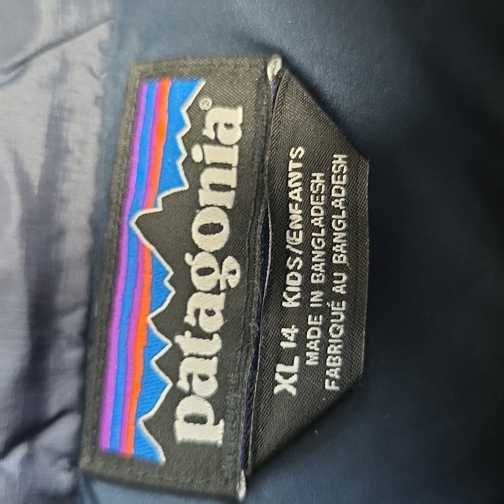 Patagonia Kids Dark Blue Puffer Jacket SIZE XL 14 - Picture 3 of 17